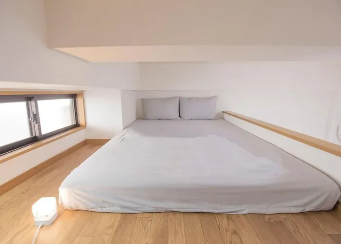 閑静な住宅街_暖かく居心地の良いデザイン Eoe-2